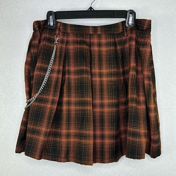 Hot Topic Double Chain Pleated Skirt XL - Picture 2 of 5